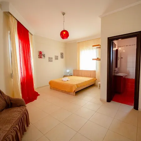 Egglezos House - Travelpro Services Halkidiki * Nea Moudania